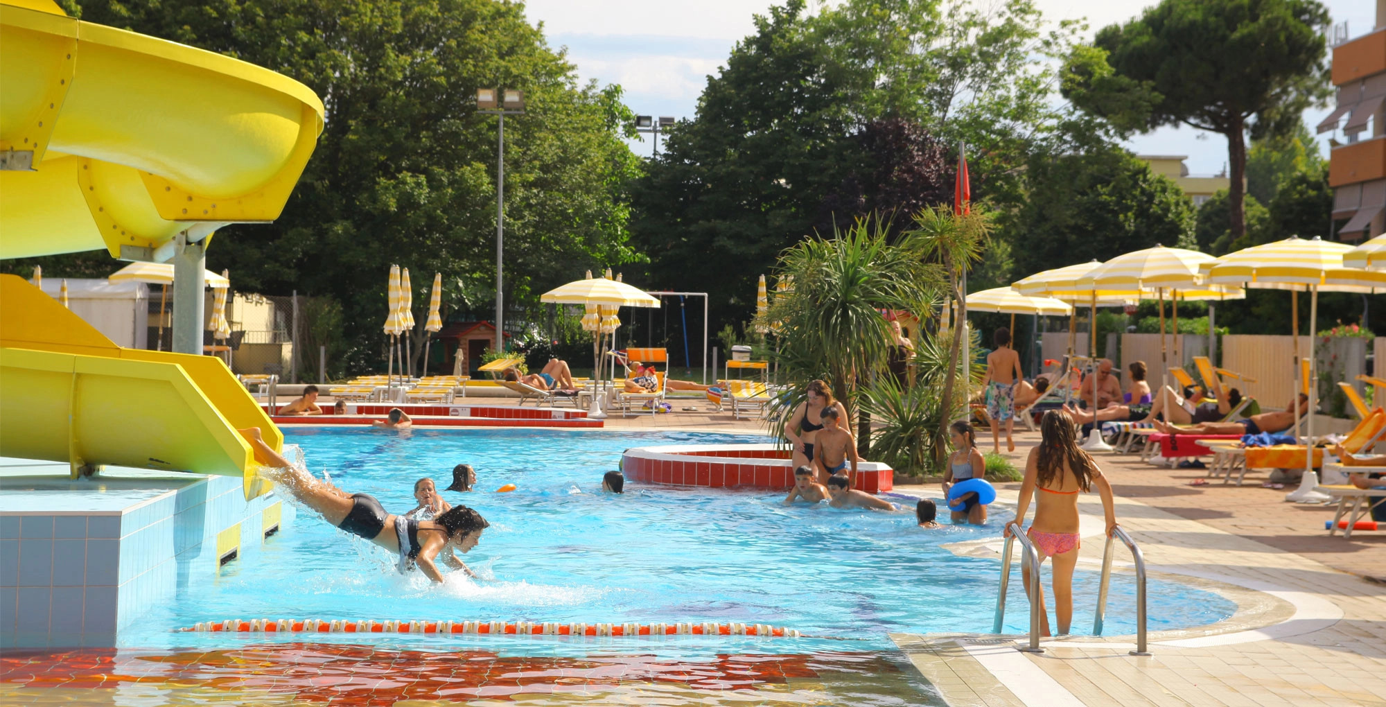 media.Slide-Piscina-04-Hotel-Vanni-Misano